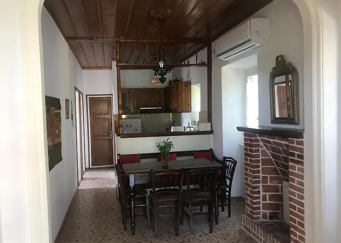 度假居 Carl's Veranda Áno Korakiána